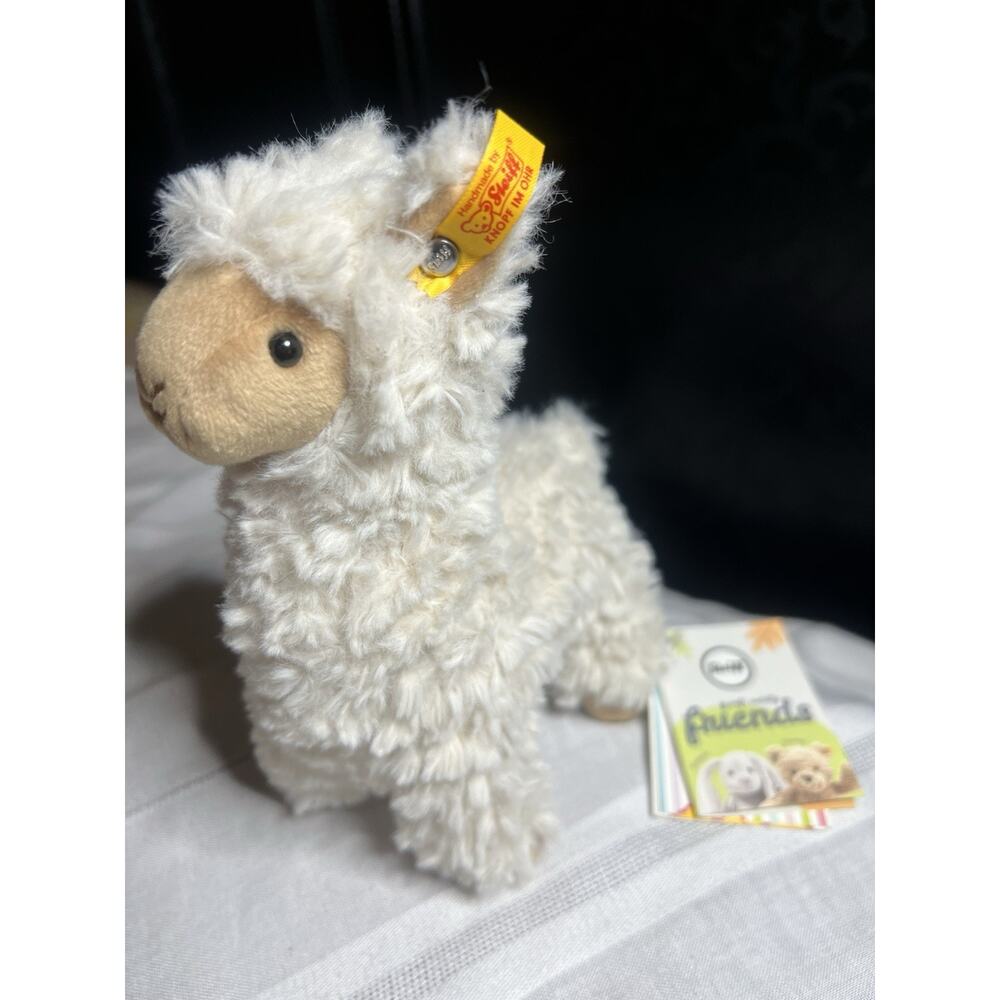 EAN 069444 Steiff plush Lama Leandro , cream NWT super soft Cuddly Friends 7.5